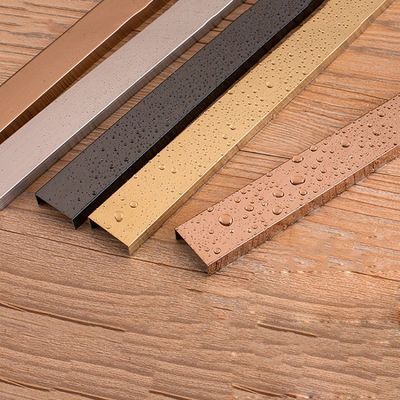 Harga bagus 4 * 8FT Stainless Steel Tile Trim Strip 304 Grade Modern Untuk Dinding Latar Belakang on line