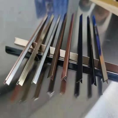 0.65mm Ketebalan 304 stainless steel Tile Trim dengan ukuran yang disesuaikan untuk perlindungan dinding dan lantai