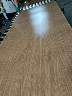 Harga bagus 201 304 Imitasi Kayu Biji Lembar Baja Rostless Pintu Dekorasi Hotel on line