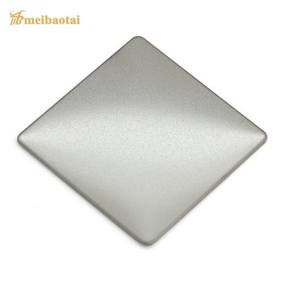 Harga bagus DIN Standar permukaan disikat ketebalan 0,65mm Lembar stainless steel dekoratif untuk konstruksi dan dekorasi on line