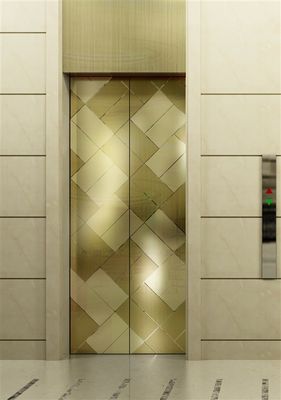 Pelat Baja Tahan Karat 304 Etsa Cermin Emas 1219x2438mm dengan PVC 70 Mikron untuk Aplikasi Lift