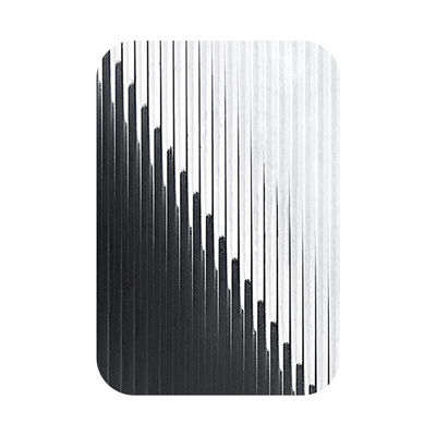 Pelat Lembaran Logam Stainless Steel Bertekstur Garis dengan Ketebalan 0,85mm dan Tepi Terbelah