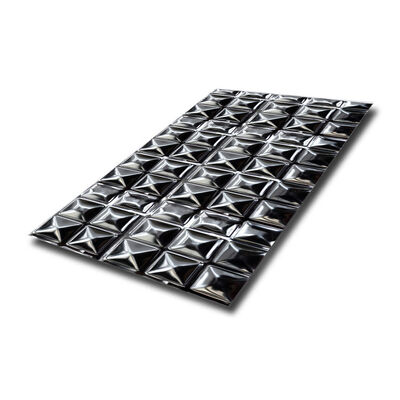 Harga bagus Panel Pelapis Baja Tahan Karat Finishing Stempel Pola Kotak 3D Warna Hitam PVD 304 on line