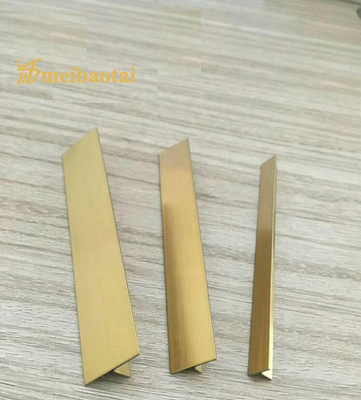 Ubin Stainless Steel Dilapisi Emas Trim Bahan POSCO Bentuk T