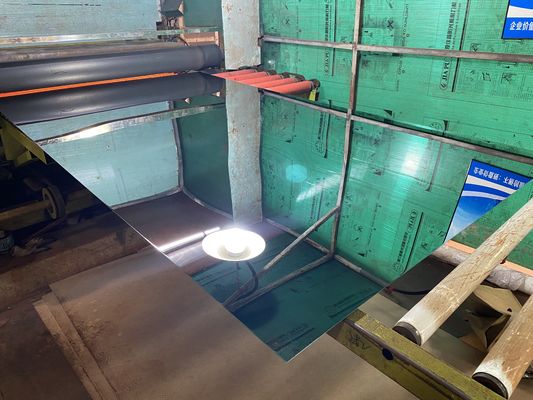 Harga bagus Lembaran Dekoratif Baja Tahan Karat 201 Finishing Cermin dengan Ketebalan 0,55mm untuk Dinding dan Langit-langit Dapur on line