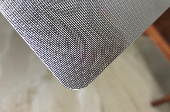 Lembaran Baja Stainless Timbul PVC Ganda SS 201 Bahan HV230 Kekerasan
