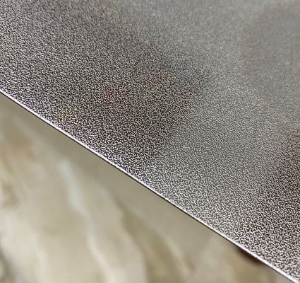 Harga bagus SS304 4*8ft 0.65mm Pelat Dekorasi Lembaran Timbul Baja Tahan Karat on line