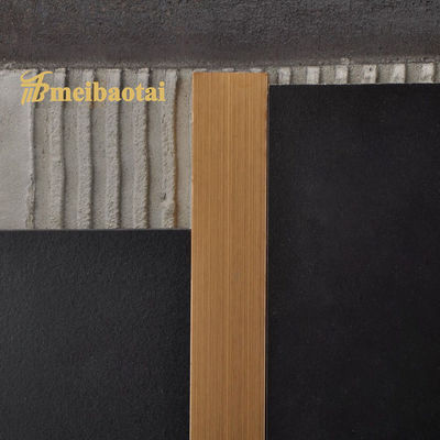 Strip Transisi Lantai PVC Stainless Steel 7c dengan Ketebalan 0.65mm dan Permukaan Hairline U Edging