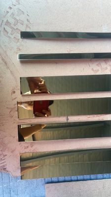 Trim Tepi Baja Tahan Karat Pelapisan Emas Standar JIS dengan Ketebalan 0,85mm untuk Perlindungan Ubin